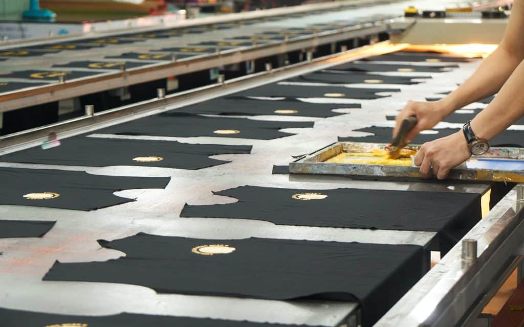 a worker custom screen printing fabric